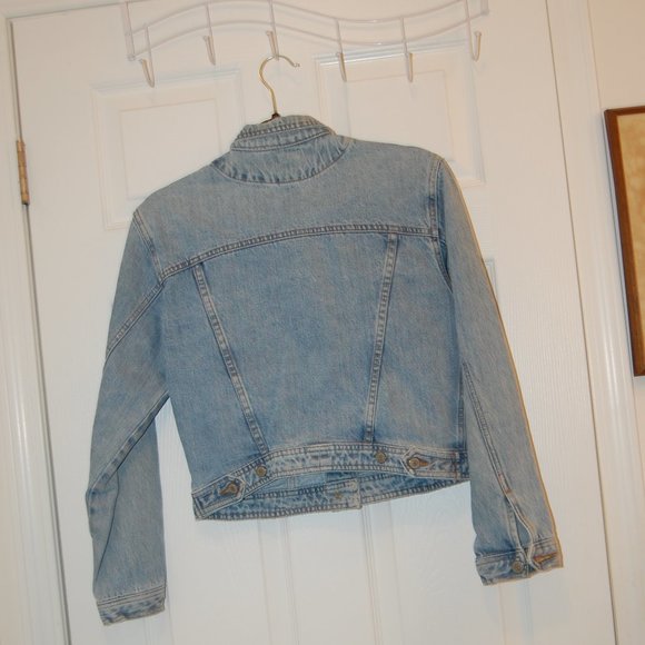GAP Women's Light Blue Denim Jean Jacket Size M - Picture 3 of 8